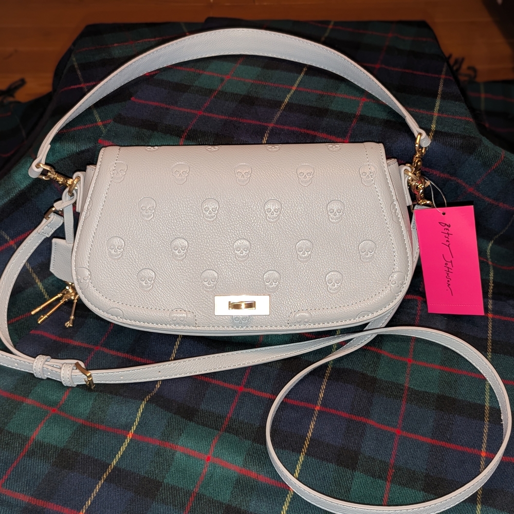 New With Tags Betsey Johnson Blue Aura XOMARCI Crossbody Bag